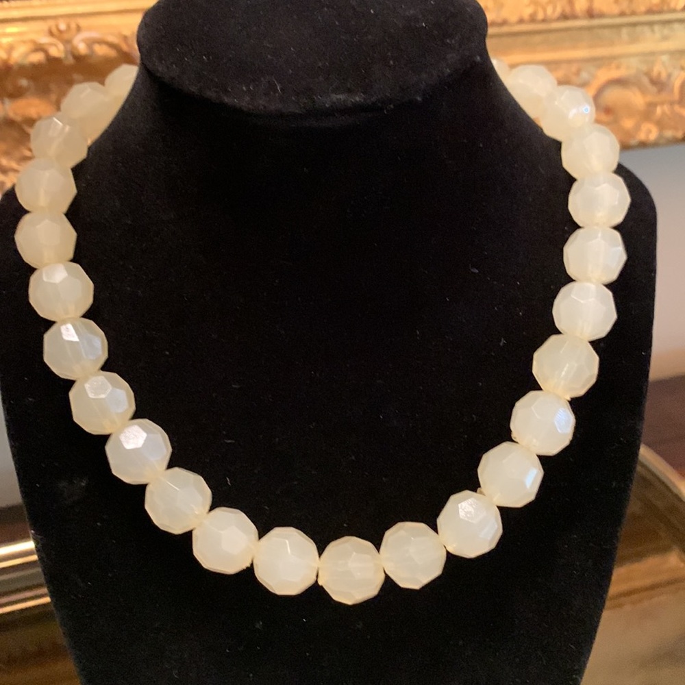 Chunky Beaded Acrylic Necklace